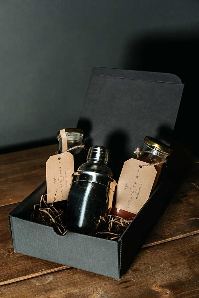 Cocktail Gift Set with Shaker